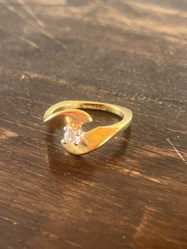18KT HGP Gold Plated Ring Clear Stone Elegant Vintage Style gallery