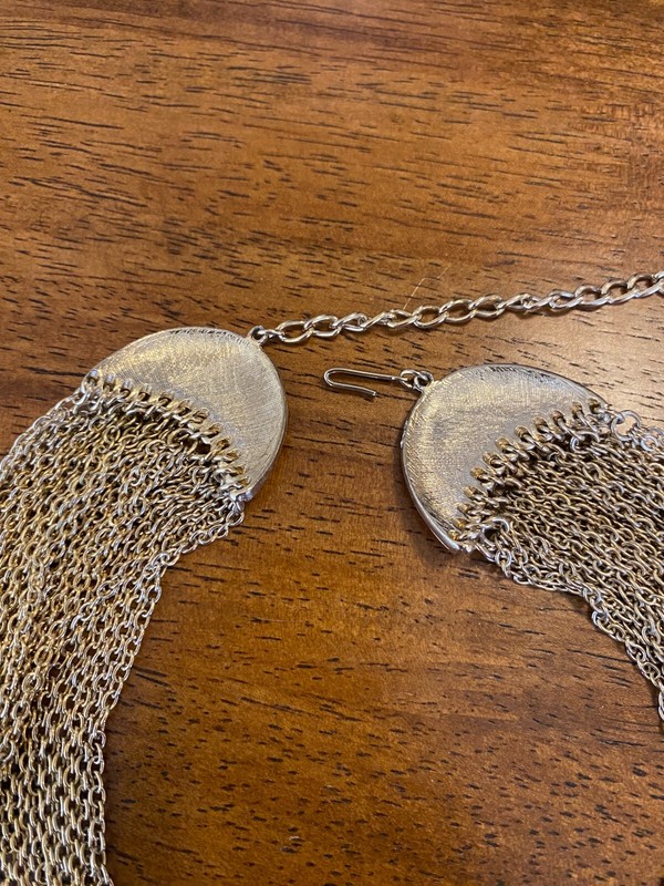 Vintage Multi-Strand Gold Chain Necklace Unsigned Statement Costume gallery