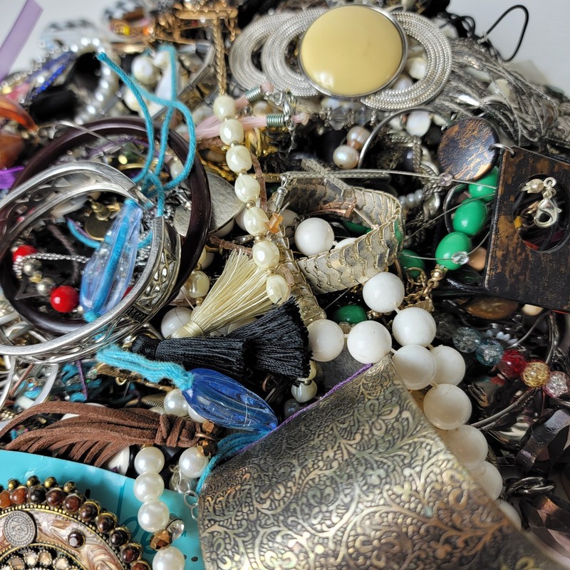 Vintage Costume Jewelry Lot Over 3 Pounds For Craft Repurpose Wear Estate Junk gallery