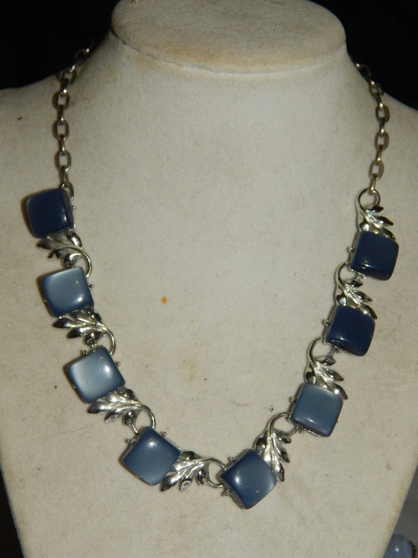 Vintage Thermoset Parure: Midnight Moonglow Necklace, Bracelet, Earrings; Leaves gallery