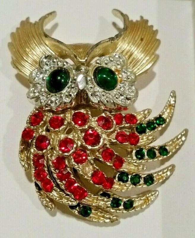 Vintage Great Horned Owl Brooch Pin Rhinestone Adorned Costume Estate Jewelry gallery