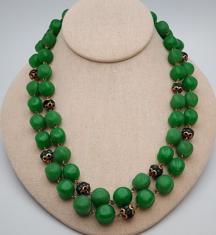 Vtg Green Austrian Crystal Molded Acrylic Bead Necklace 2 Strand 1950s Gold Tone gallery