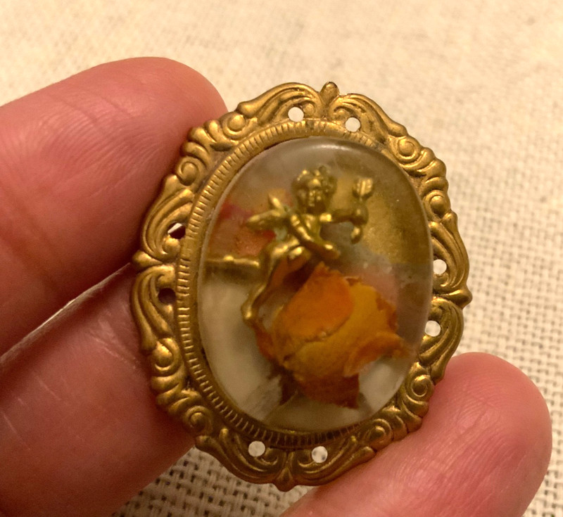 vintage cherub cupid dried rose flower pin ornate frame pin brooch 40s 50s