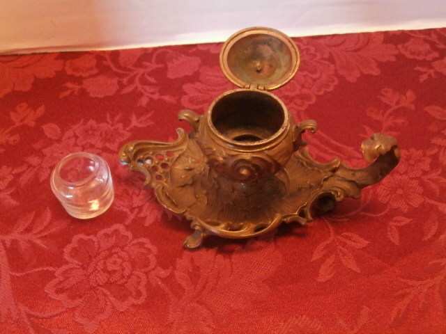 ANTIQUE FRENCHCLASSIC BAROQUE BELLE EPOQUE LEAVY BRONZE/BRASS INK WELL gallery