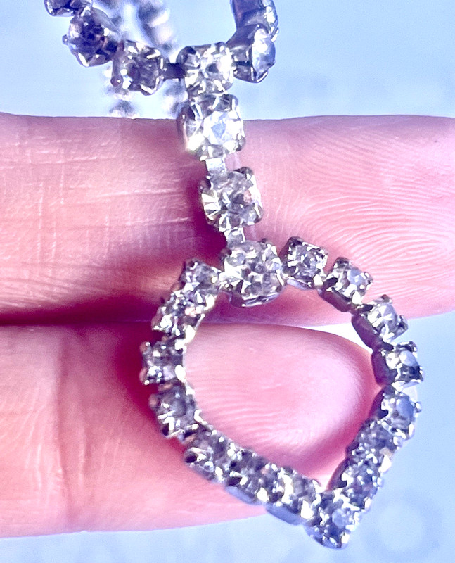 Jewelry Necklace Collar Heart Choker Rhinestone Silver Tone 16” Length VINTAGE gallery