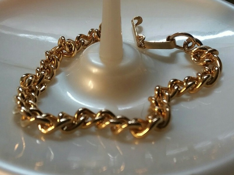 Jewelry Findings: 7 1/2" Starter Charm Bracelet 10-01-2020 gallery