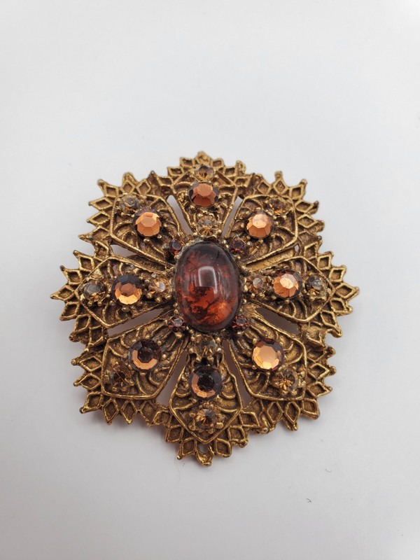Vintage Jewelry Brooch Pin Gold Amber Brown Large Rhinestone Accessory Costume