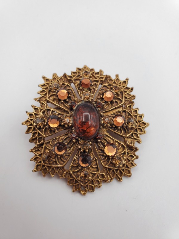 Vintage Jewelry Brooch Pin Gold Amber Brown Large Rhinestone Accessory Costume gallery