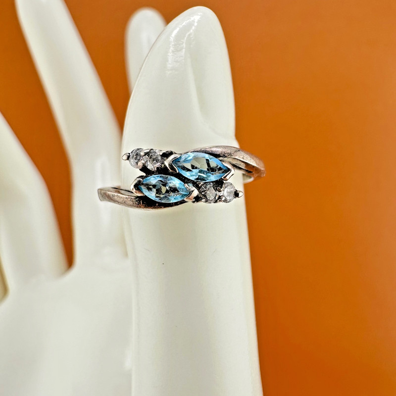 Vintage Sterling Silver Blue Topaz Ring Marquise Cut Dainty Size 6.75 Signed