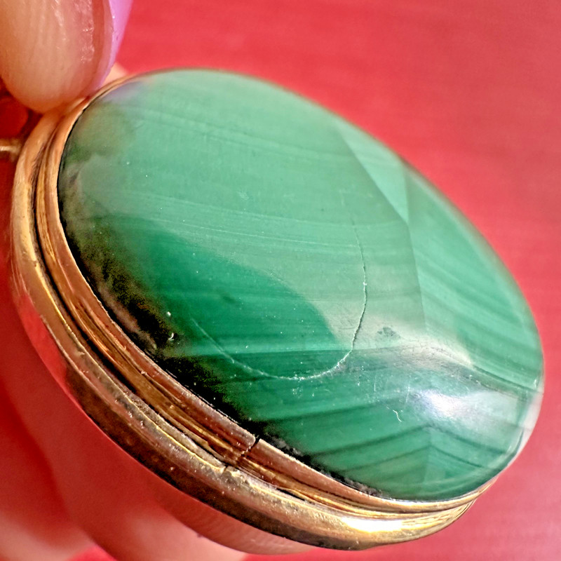 VINTAGE 925 STEWRLING SILVER GOLD TONE MALACHITE OVAL SHAPE PENDANT gallery