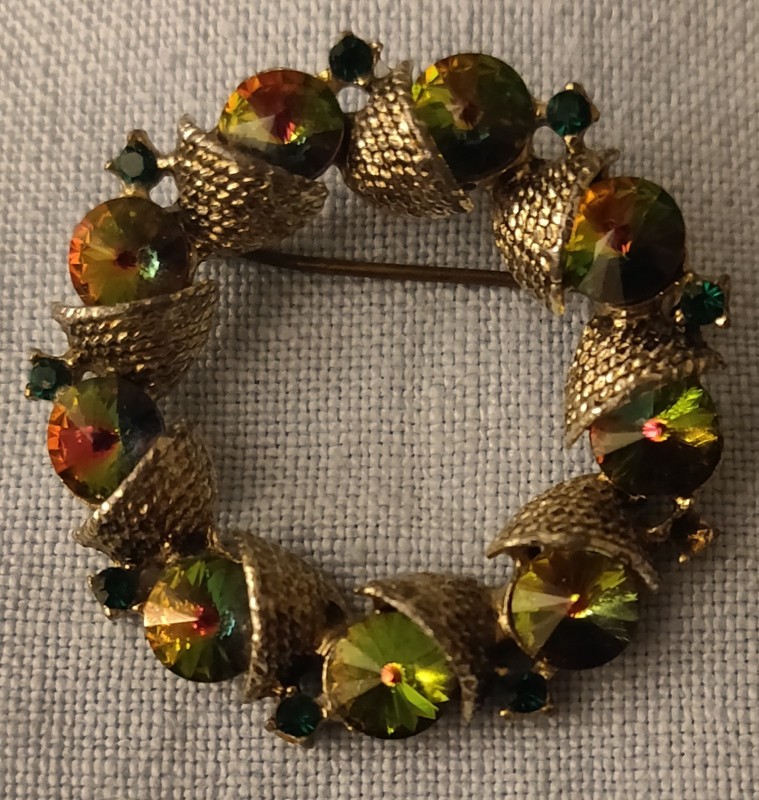 Vintage Brooch Pin Rhinestone Green and Red Gold Tone