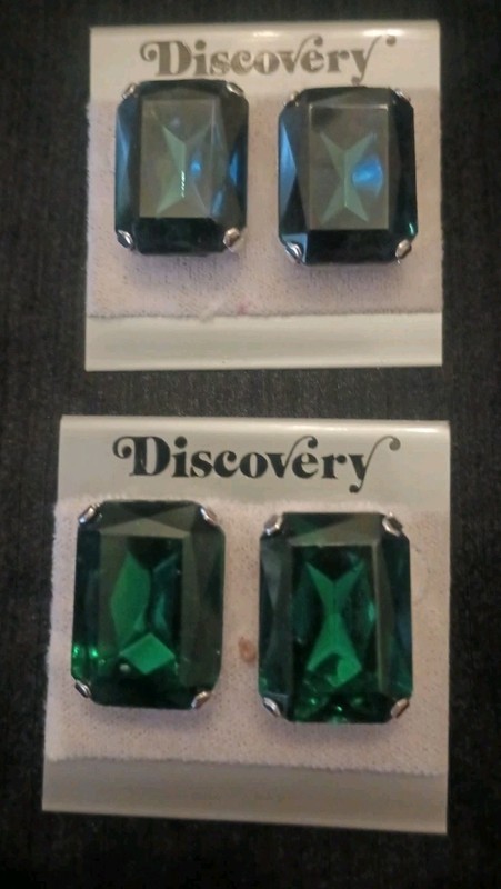 New Vintage Set of 2 Green & Blue Jewel Pierced Earrings by Discovery