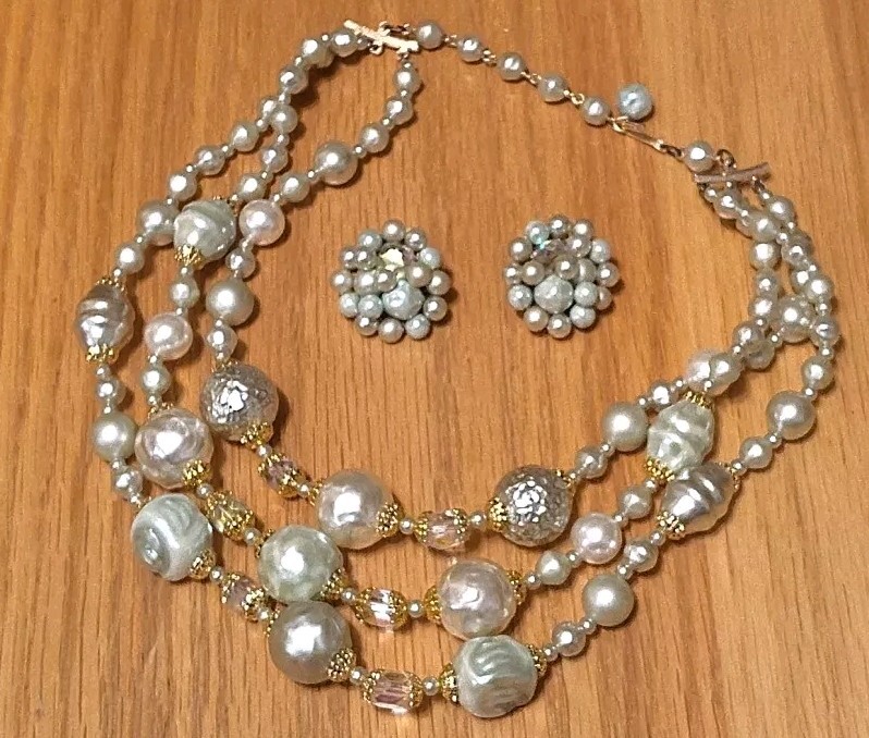 VTG Japan 3 Layer Multi Strand Faux Pearl Choker Necklace & Clip On Earrings Set