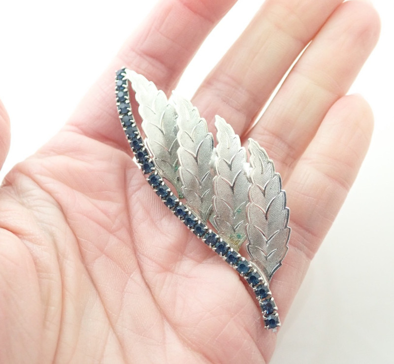Vintage 2 7/8″ Blue Rhinestone Leaf Silver Tone Brooch Pin