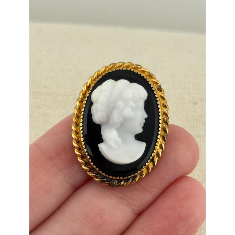 Vintage Carla Molded Cameo Black White Gold Filled GF Brooch Pendant gallery