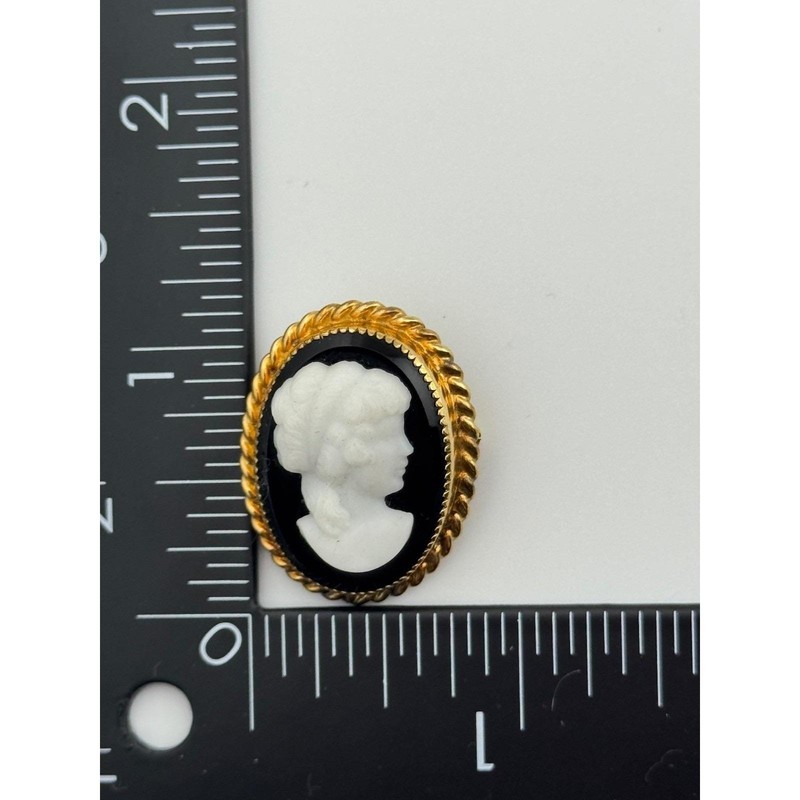 Vintage Carla Molded Cameo Black White Gold Filled GF Brooch Pendant gallery