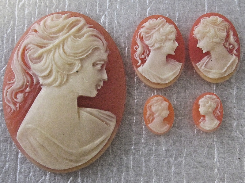 * SALE* VTG CAMEOS 40x30mm HUGE 17piece LOT JEWELRY RESIN FINDINGS REPAIR CRAFTS gallery