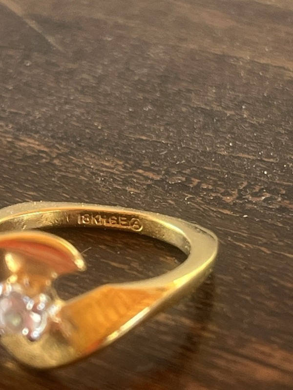 18KT HGP Gold Plated Ring Clear Stone Elegant Vintage Style gallery