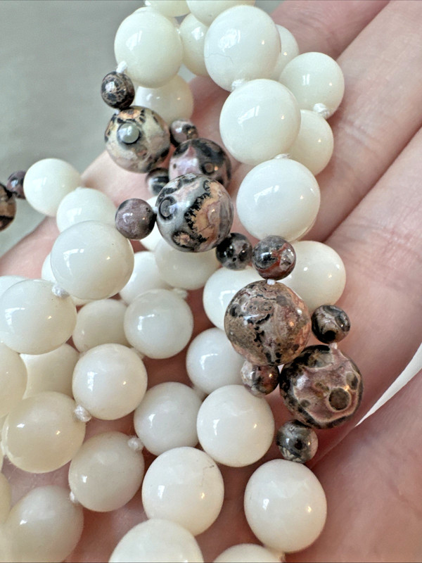 VTG Quartz Agate Jasper polished Crystal Glass Stone Beaded hand knot Necklace gallery