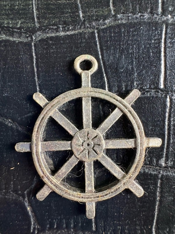 Vintage Ship’s Wheel Pendant Silvertone Nautical Navigation Cruise Captain Ocean
