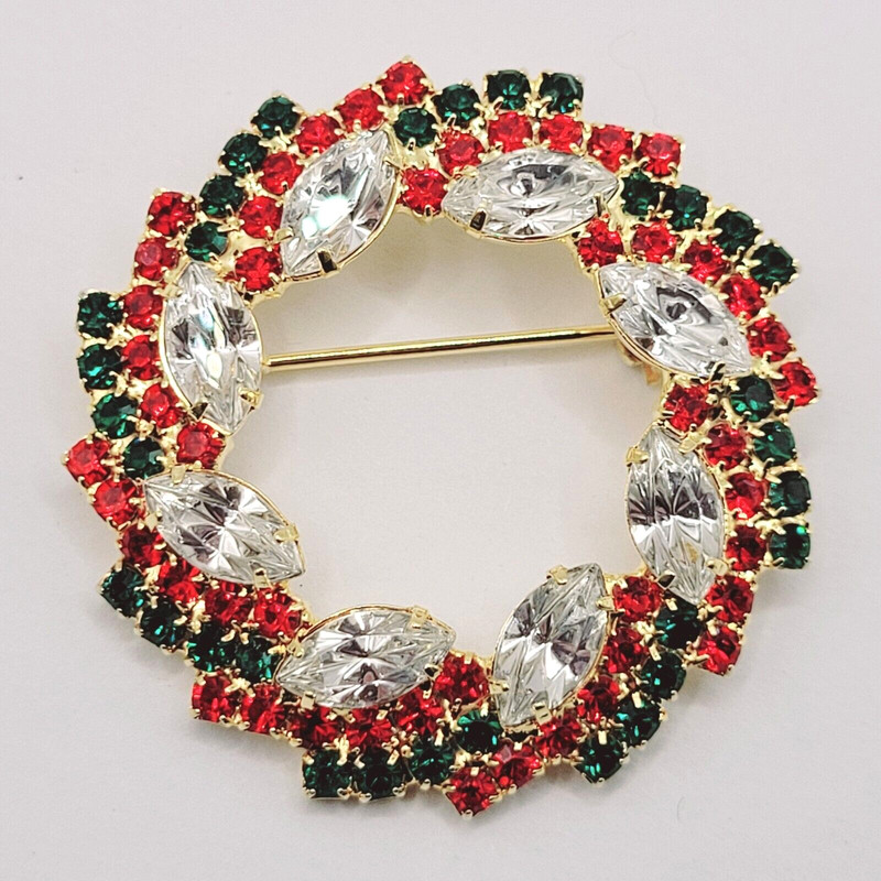 Christmas Wreath with Sparkling Rhinestones Clear Red Green Gold Tone Brooch Pin gallery