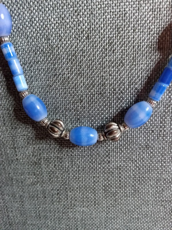Vintage Lapis Lazuli Blue Beaded Glass Necklace 17" gallery