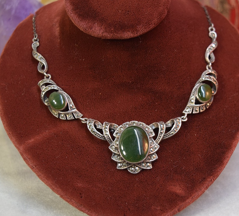 Vintage Antique Sterling Nephrite Jade Cabochon Marcasite Necklace 19″