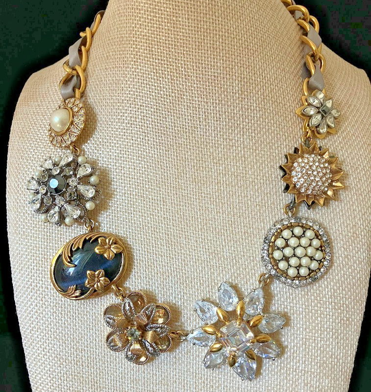 Carolee Maximalist Necklace Chunky Ribbon Chain Adjustable Statement