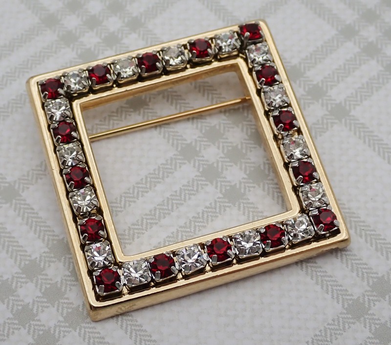 Vintage Square Red Clear Channel Prong Set Rhinestone Gold Tone Pin Brooch gallery