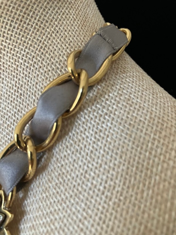 Carolee Maximalist Necklace Chunky Ribbon Chain Adjustable Statement gallery