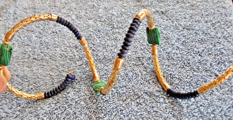 Expandable Spring - Memory Wire. Bangle Bracelet. 3 Rows; Gold Tone Navy Green gallery