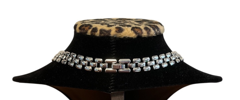 Panther Link Necklace Silver Tone Chain 18" Flat Link Elegant Statement Necklace gallery