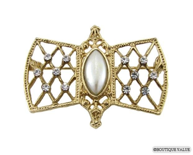 Vintage Goldtone Round Rhinestones Marquis Faux Pearl Pin Brooch