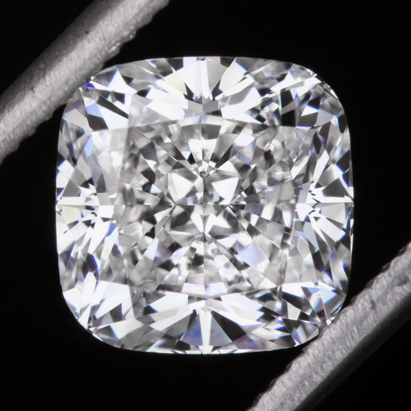 1.5 CARAT LAB CREATED DIAMOND F VS2 IGI CERTIFIED CUSHION CUT SQUARE SHAPE LOOSE