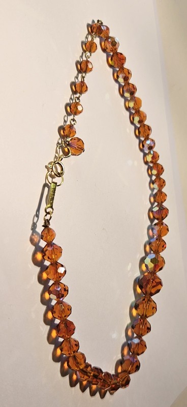 VINTAGE LAGUNA AMBER FACETED GLASS w/VINTAGE STYLE HOOK CLASP 16″