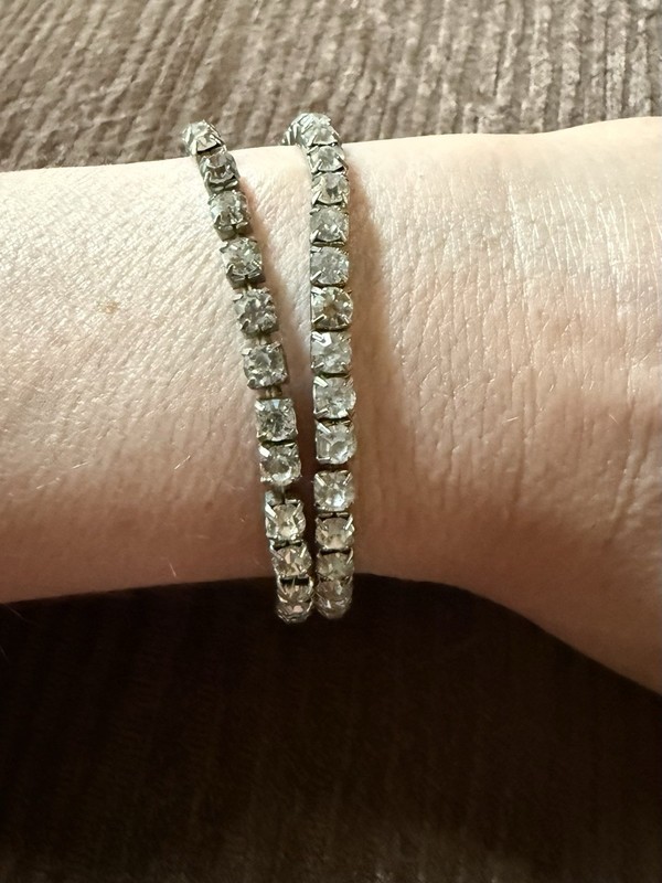 Vintage Two Strands Of Clear rhinestones with silver time metal Stretchy Brace