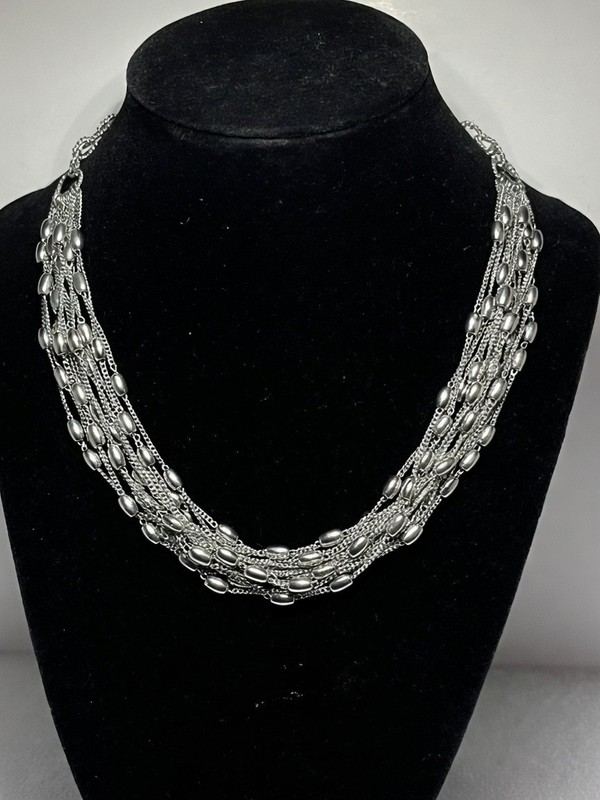 Vintage Style Silver Tone Beaded Ghuengroo Chocker Necklace And Dangle Earrings