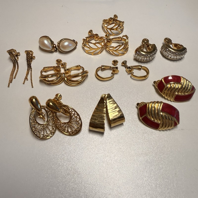 Vintage Signed Designer Clip Earrings 9 Lot Trifari Napier Monet Richelieu