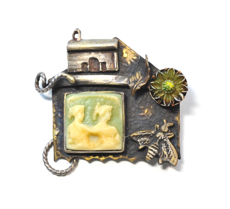 Vtg BROOCH Artisan signed unique flower bug bee cameo – interesting piece