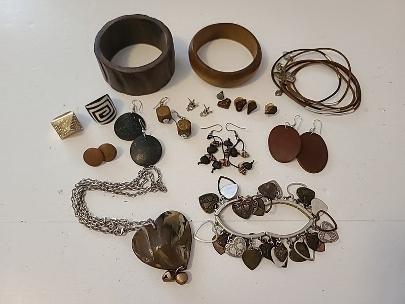 Vintage 70s Style Wood & Leather Jewelry Lot Bangles Earrings Necklace Hippie…