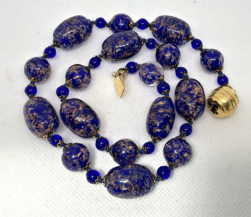 Vintage Venetian Murano Italy Somerso Cobal Blue Glass Lampwork Bead Necklace