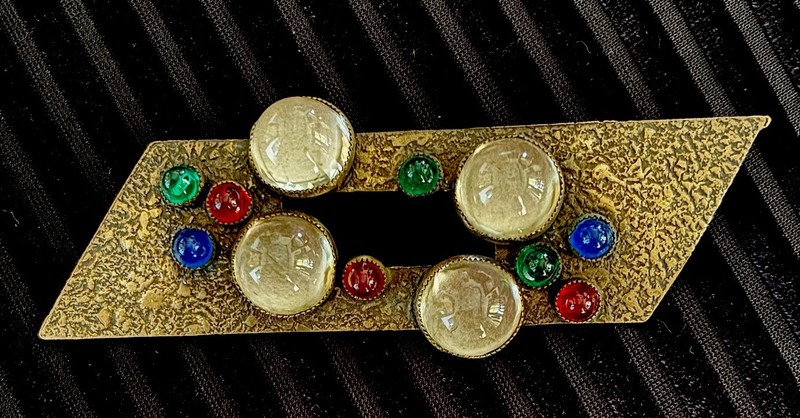 Vintage Brooch Art Deco Modernist With Cabachons