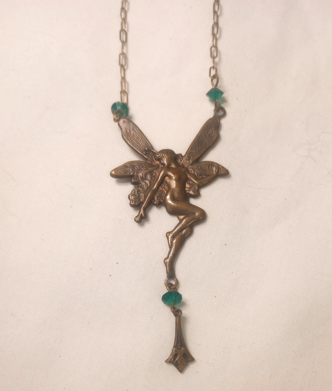 VINTAGE PIDIDDLY LINKS FAIRY NECKLACE