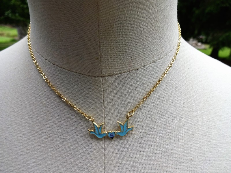 Sarah coventry Vintage Necklace Guilloche Blue Bird Enamel Rose Girl NOS #1181C gallery