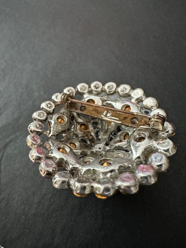 Vintage Clear Rhinestone Brooch Prong-set Round Dome Shaped gallery