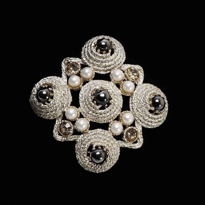 Large Silver Tone Lapel Brooch w Pyrite, Gray Crystals and Faux Pearls 2 1/4″