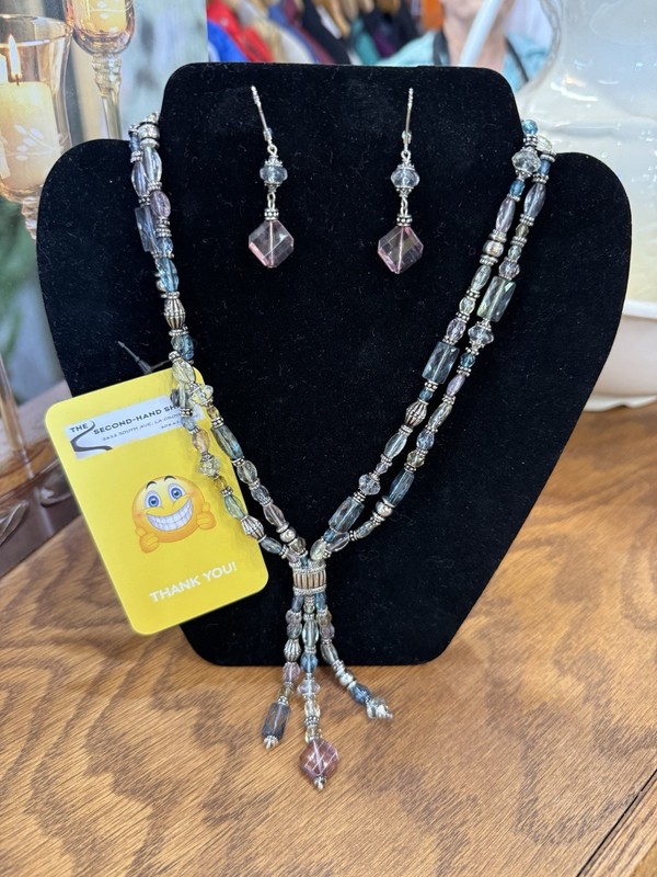Vintage Signed Napier Iridescent Bead Lariat Necklace & Pink Drop earrings Set