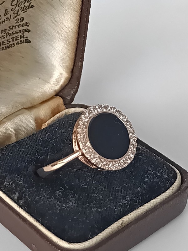 Vintage 1990s 14 Ct Rolled Gold Black Onyx Ring Size UK R US 8 1/2 - Hallmarked! gallery
