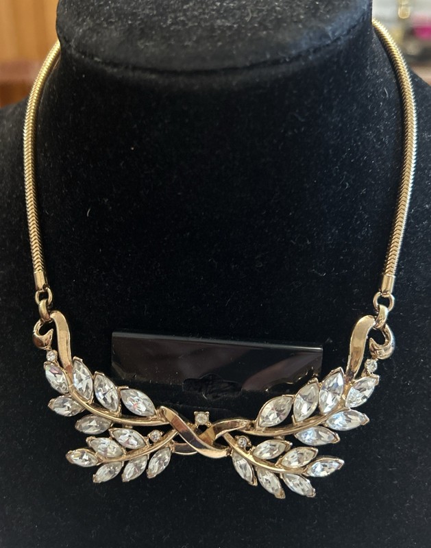 Magnificent Vtg 1940’s Trifari Marquis & Round Rhinestones Snake Chain Necklace