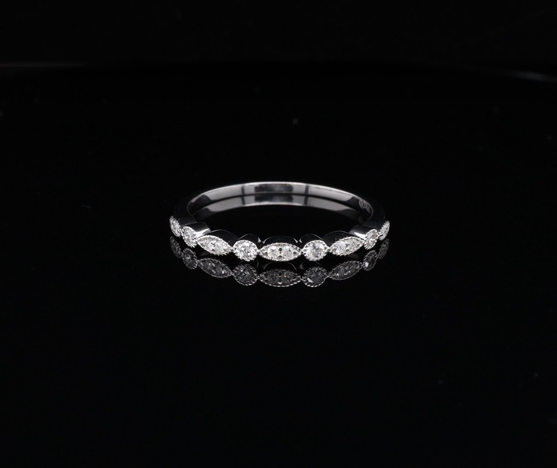 Vintage 0.27ct Diamond Set 10k White Gold Band Ring Size R1/2 Val $1960